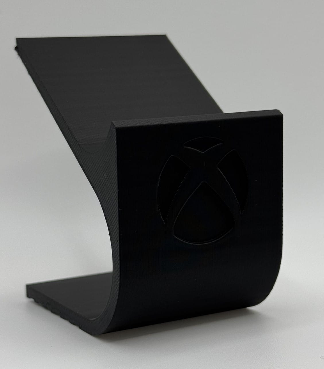 Game Controller Stand, Stylish 3D Printed Game Pad Holder for Easy Organization, Awesome Gaming Gift for the Ultimate Gamer - Image 2