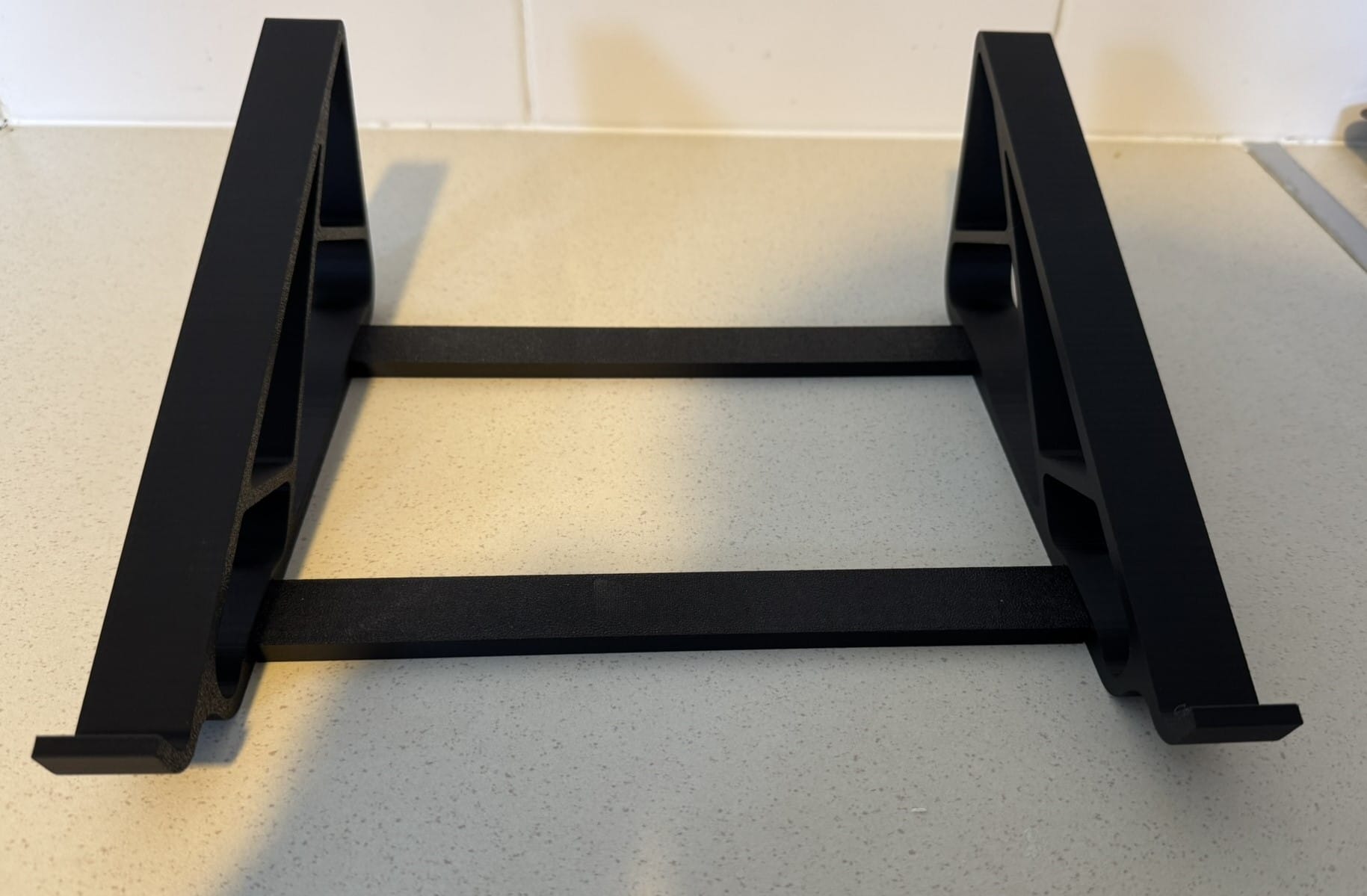 Laptop Stand, Sleek 3D Printed Laptop Holder, Ideal for Comfortable Computing, Functional Gift for Students - Image 3