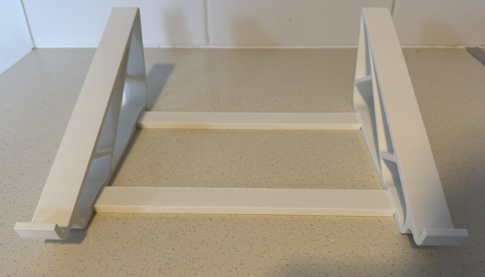 Laptop Stand, Sleek 3D Printed Laptop Holder, Ideal for Comfortable Computing, Functional Gift for Students - Image 5