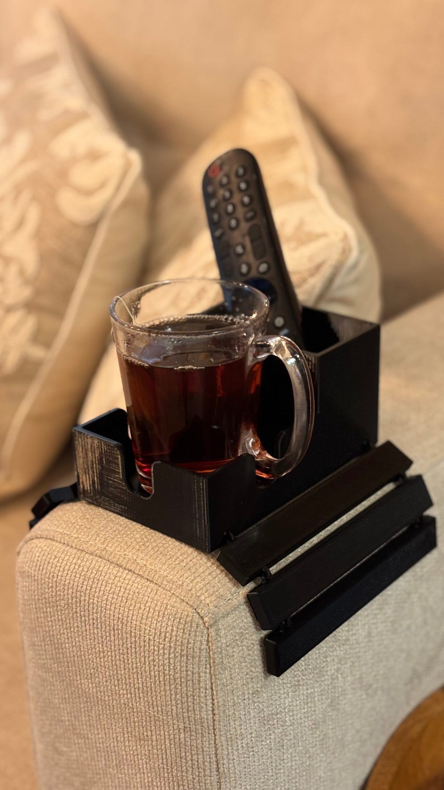 Couch Armrest Organizer with Mug Holder, Durable 3D Printed Storage Solution for Drinks & Essentials, Perfect Housewarming Gift - Image 3